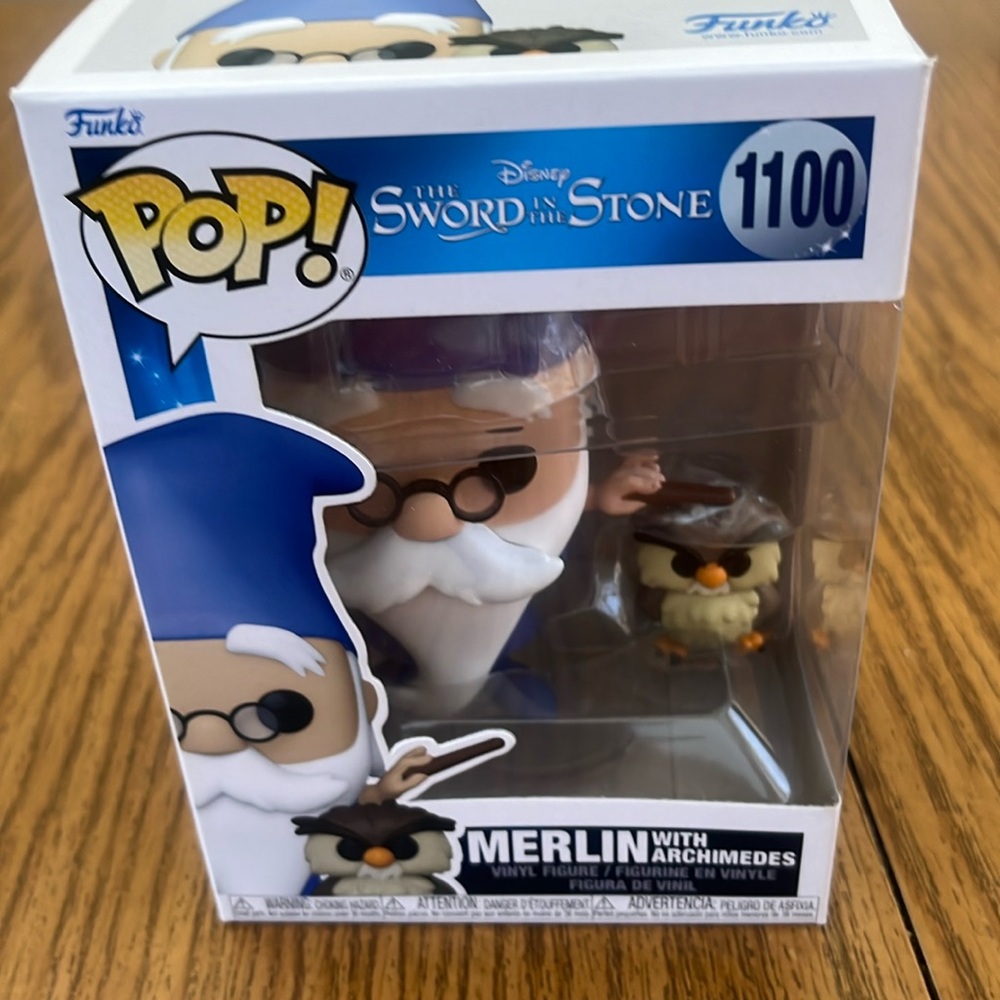 Merlin with Archimedes Funko pop #1100.